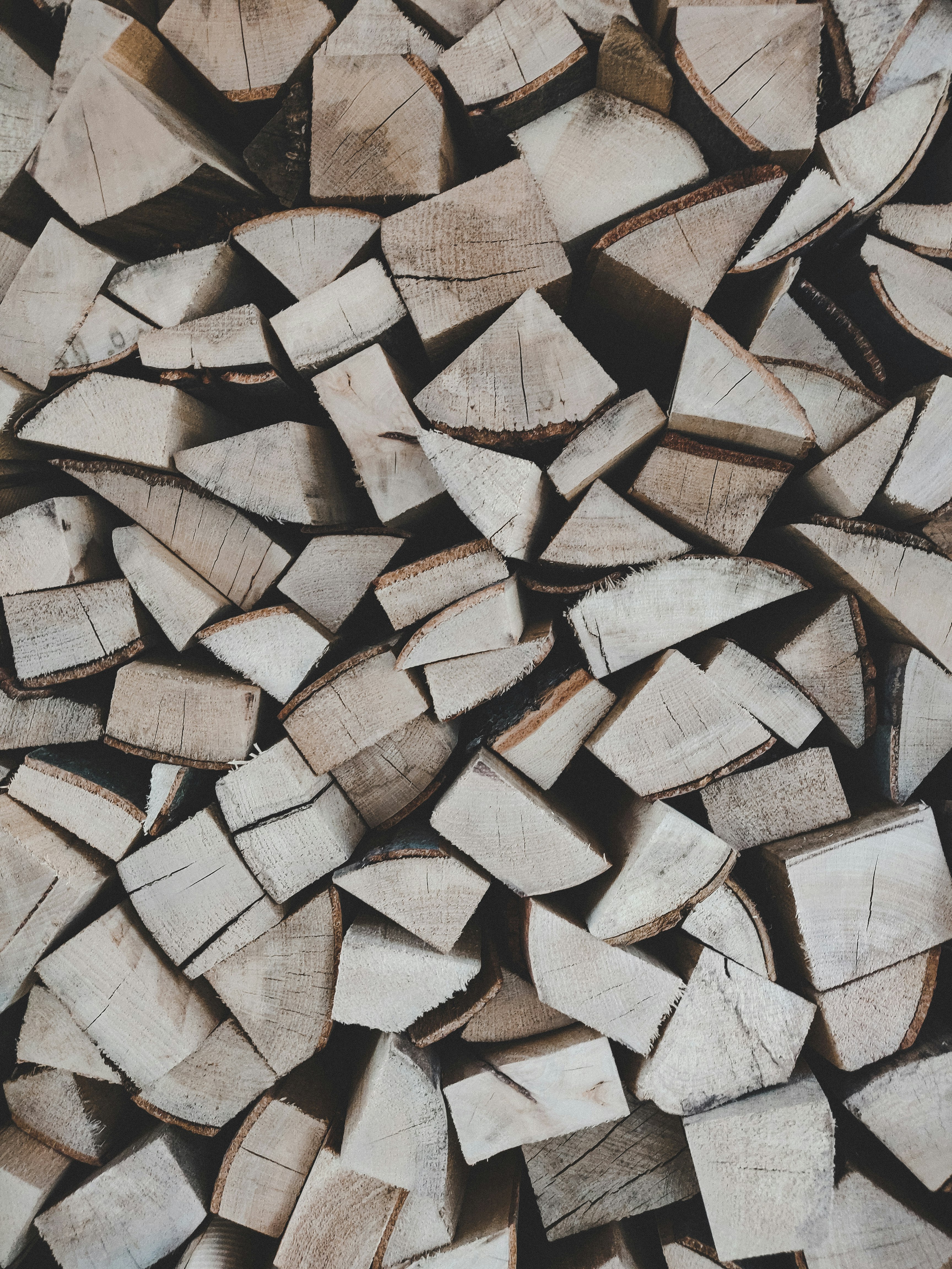 brown and white wooden blocks